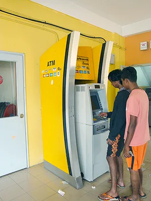 メイバンクATM