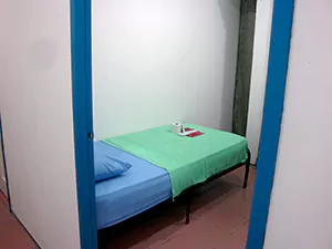 個室内