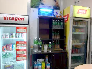 学校カフェテリア