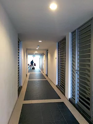 アパート内