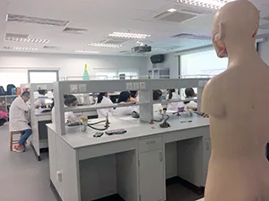 工学部実習教室