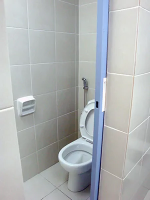 共用トイレ