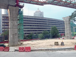 旧ヘルプ大学本校(デパート建設予定)