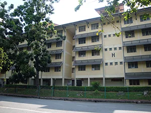 ニライ大学寮アパート外観