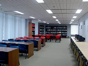 図書館内