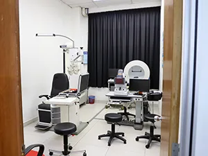 メガネ屋さん