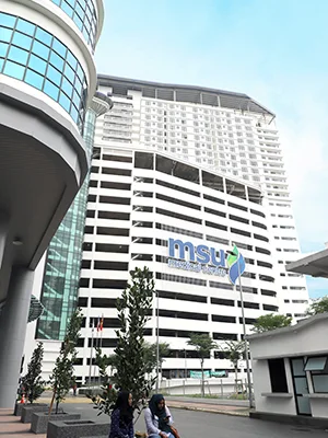 併設の大学付属病院