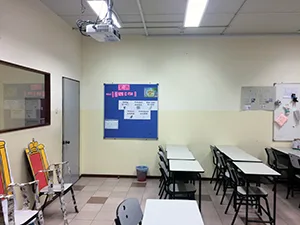 外国語(中国語)の教室