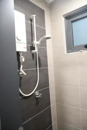 共用シャワー