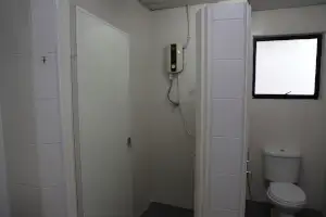 共用シャワー