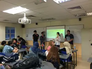 大学進学英語コース発表風景