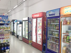 スーパー内