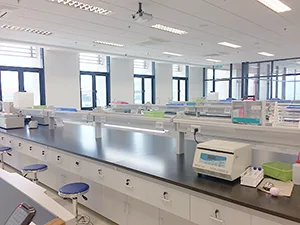 理工学部用実習教室