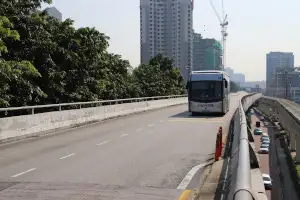 電気バス(BRT)